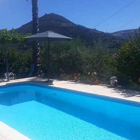Guest house Casa Laranjeiras Pinhao